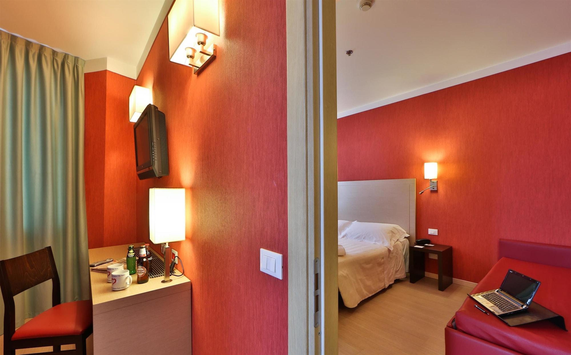 Best Western Porto Antico جنوة المظهر الخارجي الصورة