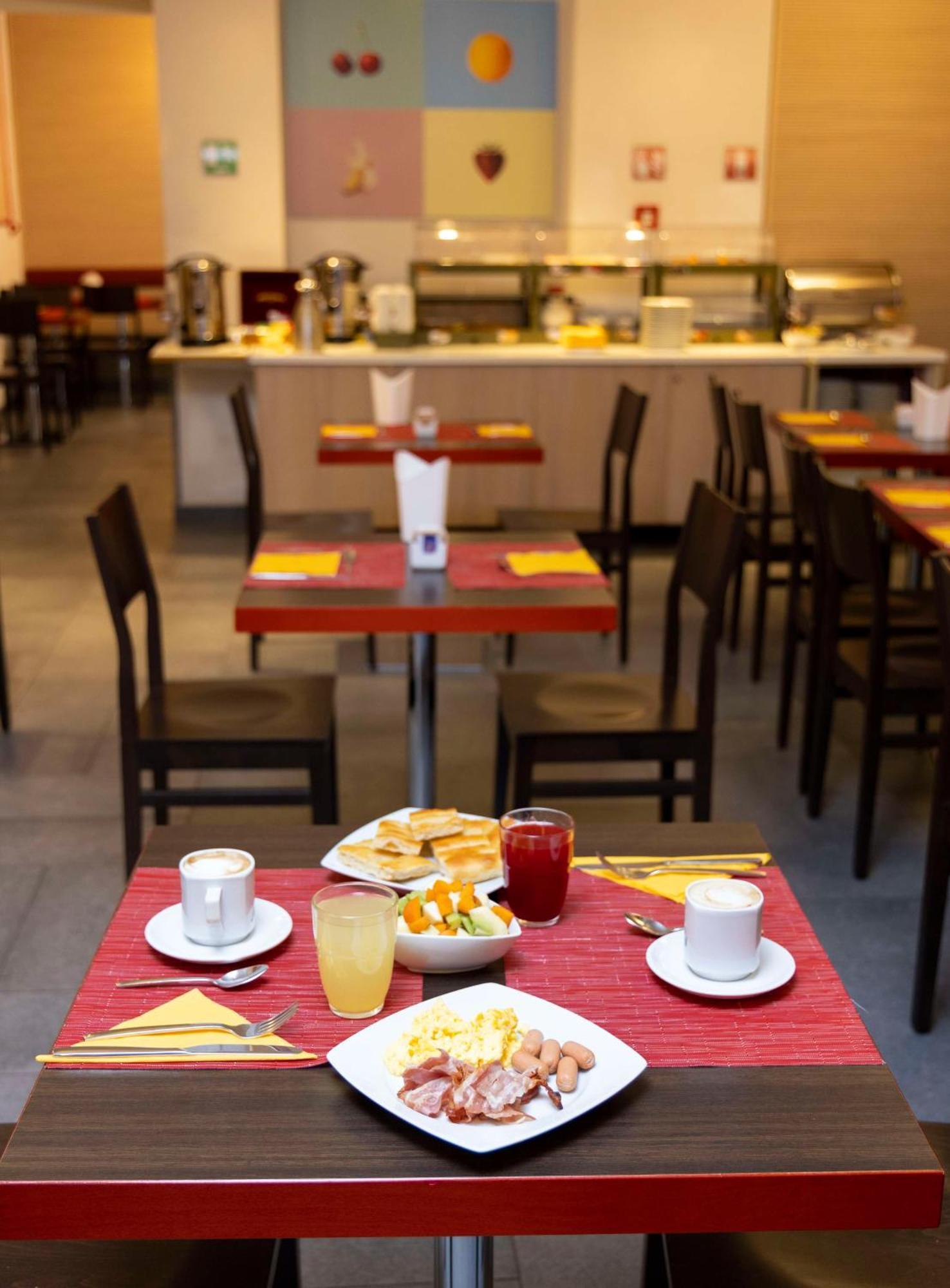 Best Western Porto Antico جنوة المظهر الخارجي الصورة