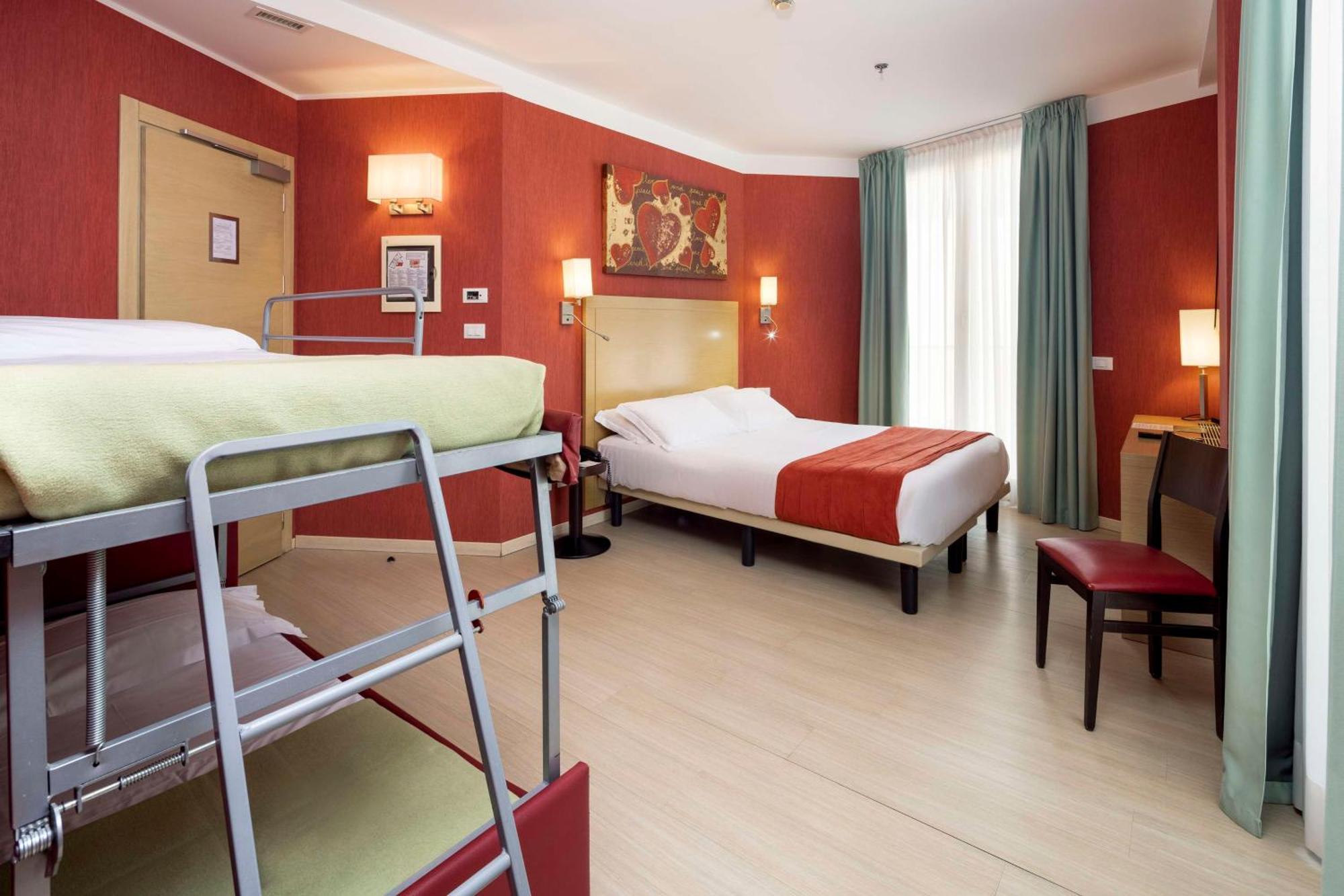 Best Western Porto Antico جنوة المظهر الخارجي الصورة